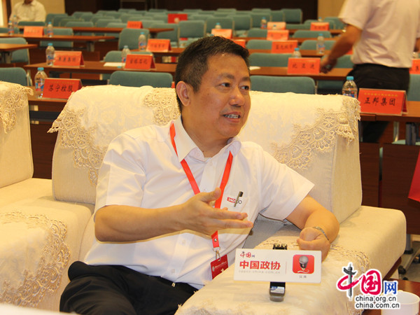 紅豆為什么贏？看周氏三代從手工作坊到國際布局
